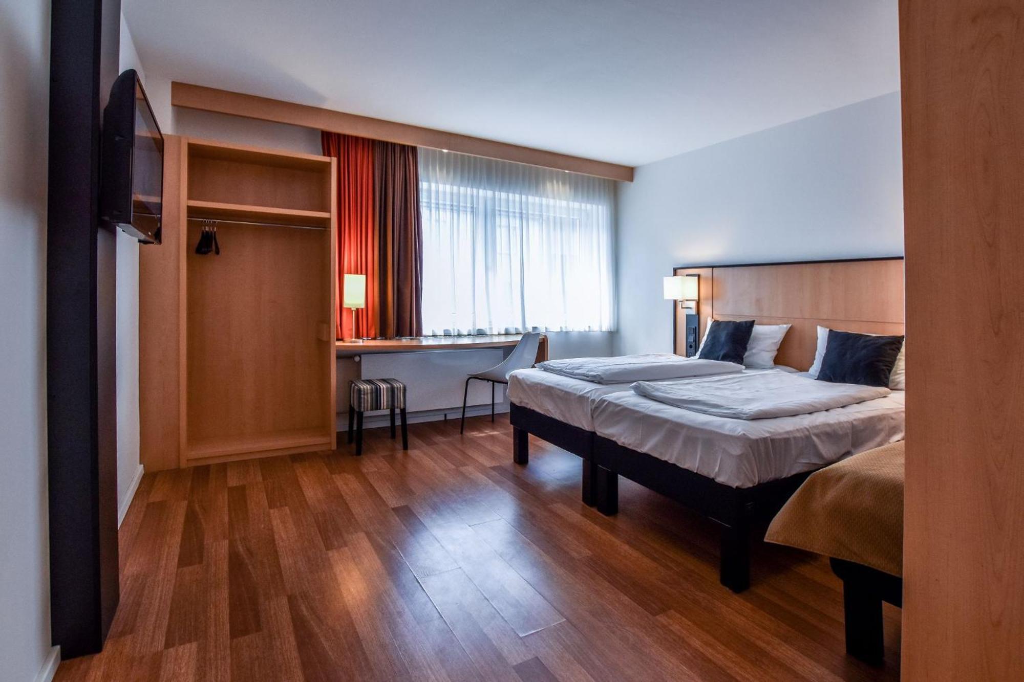 Stay Lev Hotel Leverkusen Exterior photo