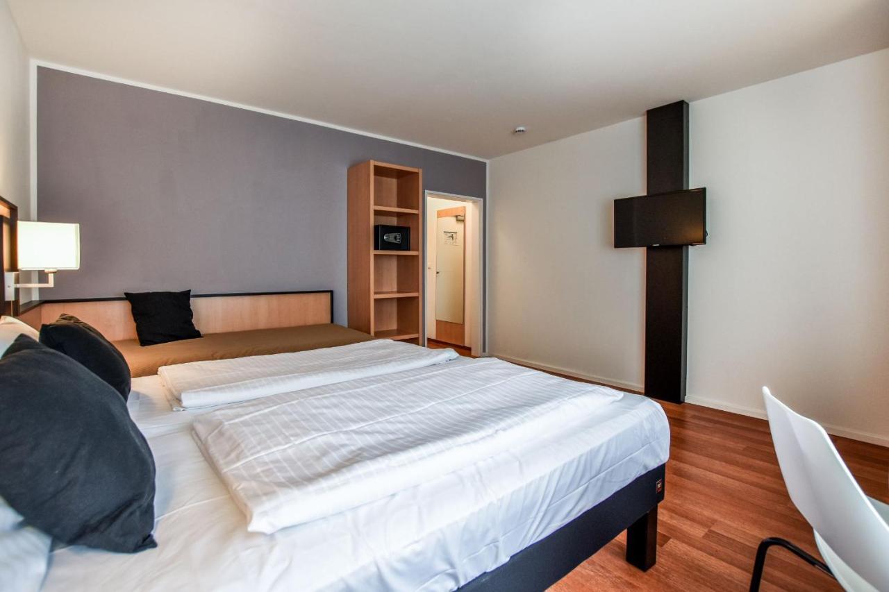 Stay Lev Hotel Leverkusen Exterior photo